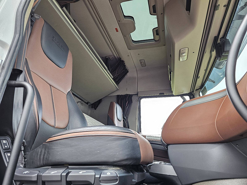 Camion benne DAF XF 530 8X4 FAW STEEL TIPPER: photos 7 Camion benne DAF XF 530 8X4 FAW STEEL TIPPER: photos 7