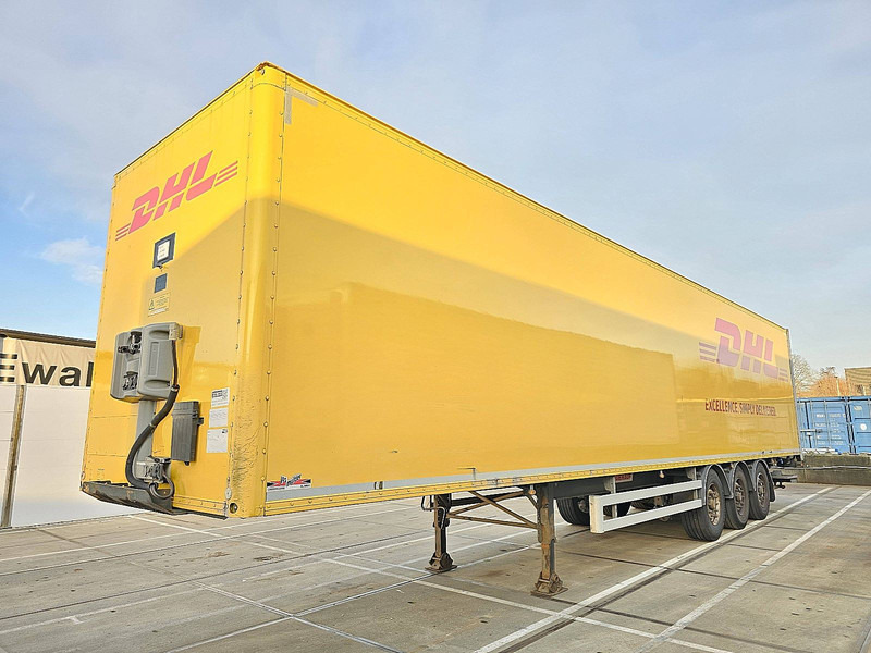 Fruehauf FST4FC HARD WOOD FL TAILLIFT BPW LIFTAXL - Semi-remorque fourgon: photos 1 Fruehauf FST4FC HARD WOOD FL TAILLIFT BPW LIFTAXL - Semi-remorque fourgon: photos 1