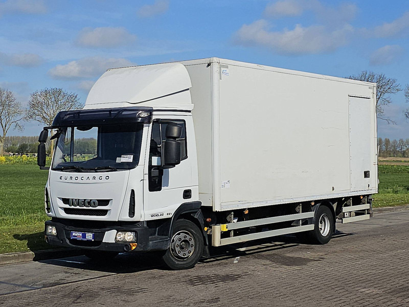 Iveco 120E18 EUROCARGO - Camion fourgon: photos 2 Iveco 120E18 EUROCARGO - Camion fourgon: photos 2