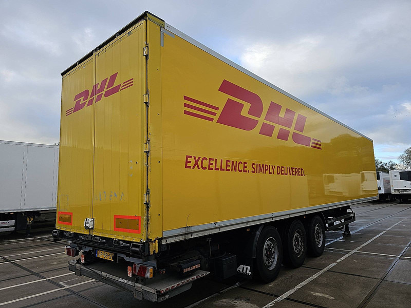 Kögel SKH24 LIFT AXLE TAILLIFT - Semi-remorque fourgon: photos 2 Kögel SKH24 LIFT AXLE TAILLIFT - Semi-remorque fourgon: photos 2