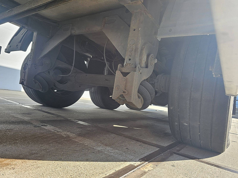 LAMBERET SR2 Carrier 1550 D+E en leasing occasion LAMBERET SR2 Carrier 1550 D+E: photos 7 LAMBERET SR2 Carrier 1550 D+E en leasing occasion LAMBERET SR2 Carrier 1550 D+E: photos 7