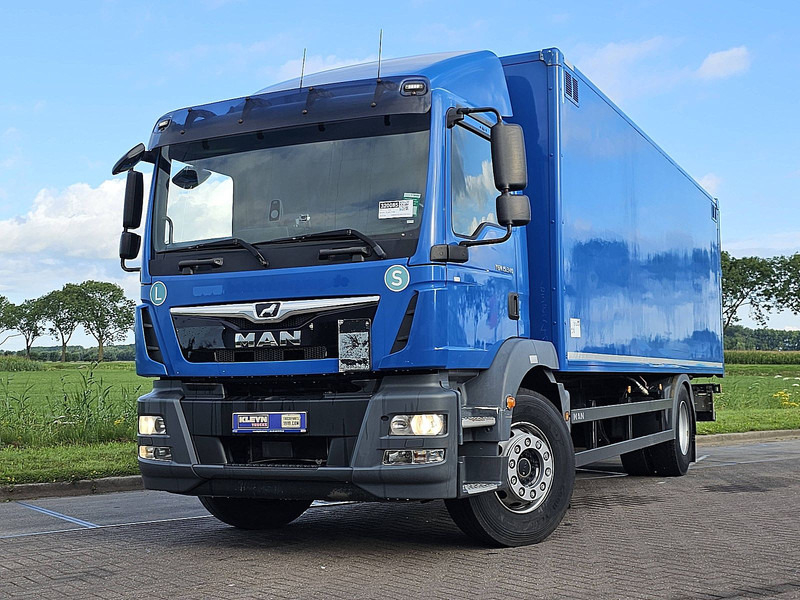 MAN 15.340 TGM - Camion fourgon: photos 1 MAN 15.340 TGM - Camion fourgon: photos 1