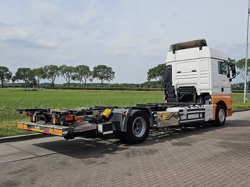 MAN 18.400 TGX XLX 4X2 LL 2T LIFT - Camion porte-conteneur/ Caisse mobile: photos 3 MAN 18.400 TGX XLX 4X2 LL 2T LIFT - Camion porte-conteneur/ Caisse mobile: photos 3
