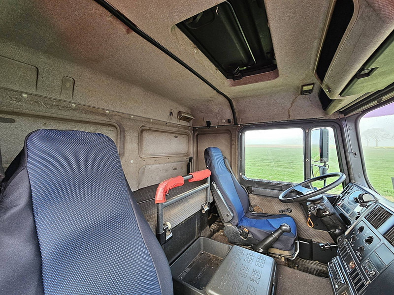 Châssis cabine MAN 26.414 F2000 6X4 STEEL MANUAL: photos 11 Châssis cabine MAN 26.414 F2000 6X4 STEEL MANUAL: photos 11