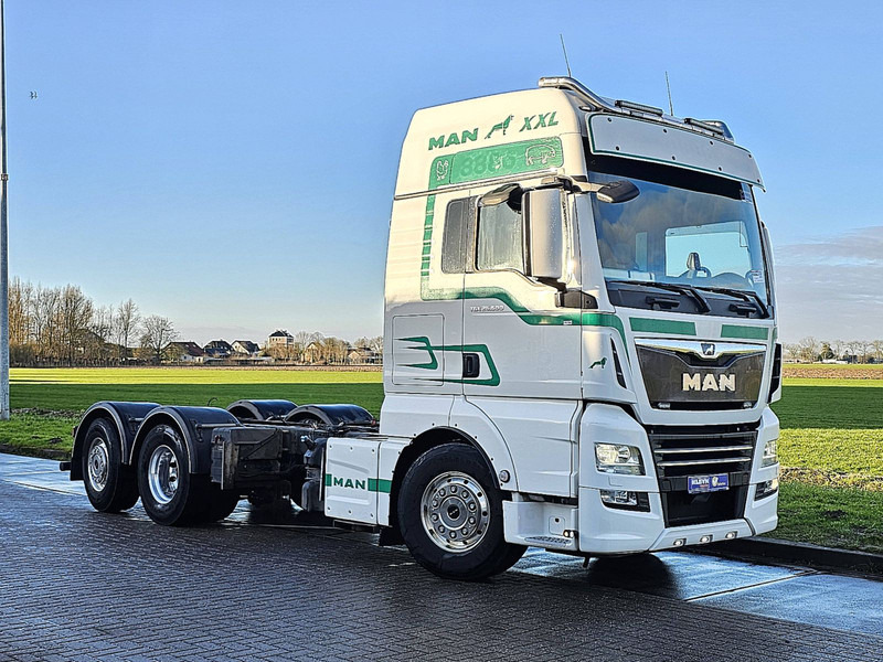 MAN 26.500 TGX XXL 6X2-4 WB420 - Châssis cabine: photos 5 MAN 26.500 TGX XXL 6X2-4 WB420 - Châssis cabine: photos 5