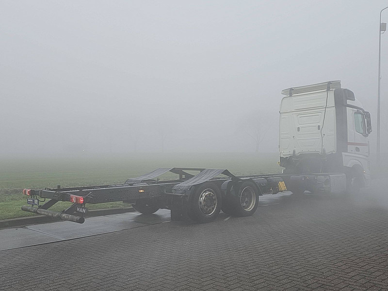 Mercedes-Benz ACTROS 2540 - Châssis cabine: photos 3 Mercedes-Benz ACTROS 2540 - Châssis cabine: photos 3