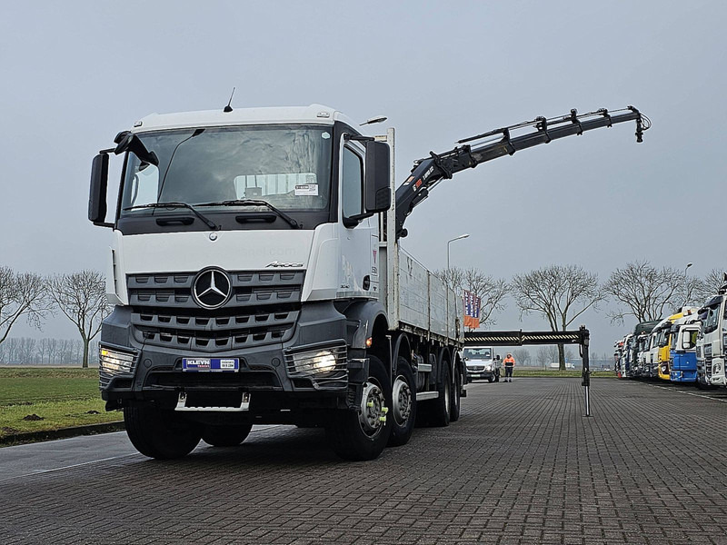 Mercedes-Benz AROCS 3240 HIAB 232ES5 - Camion plateau, Camion grue: photos 1 Mercedes-Benz AROCS 3240 HIAB 232ES5 - Camion plateau, Camion grue: photos 1