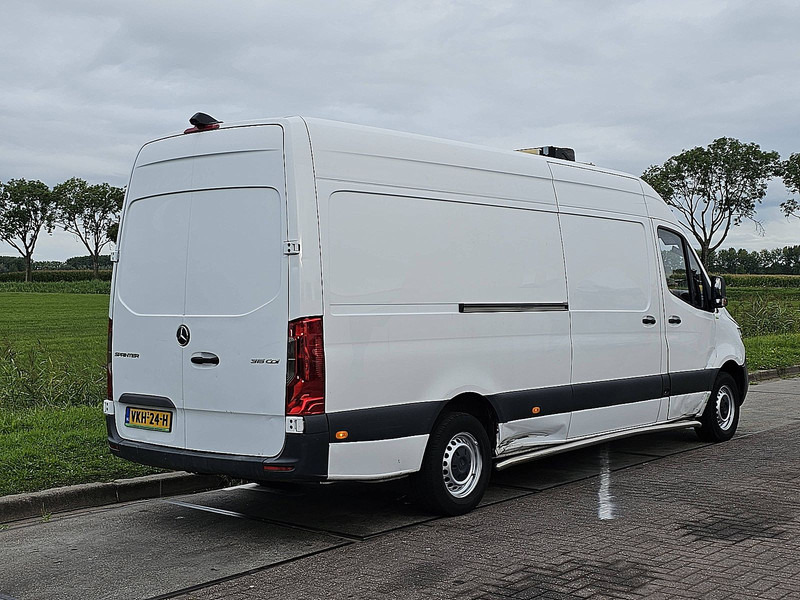 Mercedes-Benz Sprinter 315 FRIGO CARRIER EURO6 - Utilitaire frigorifique: photos 3 Mercedes-Benz Sprinter 315 FRIGO CARRIER EURO6 - Utilitaire frigorifique: photos 3