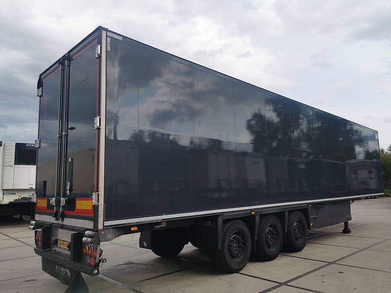 Schmitz Cargobull SKO 24 SCB LIFT AXLE BLACK - Semi-remorque frigorifique: photos 2 Schmitz Cargobull SKO 24 SCB LIFT AXLE BLACK - Semi-remorque frigorifique: photos 2