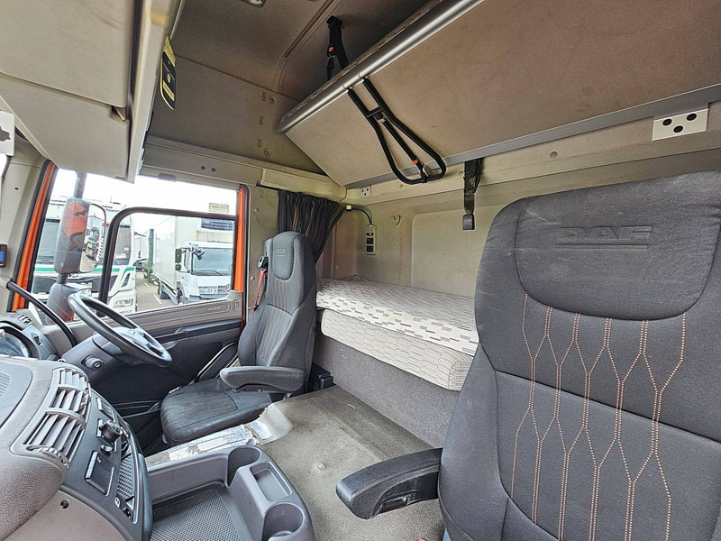 Tracteur routier DAF CF 450 6X2 FTG RHD: photos 15