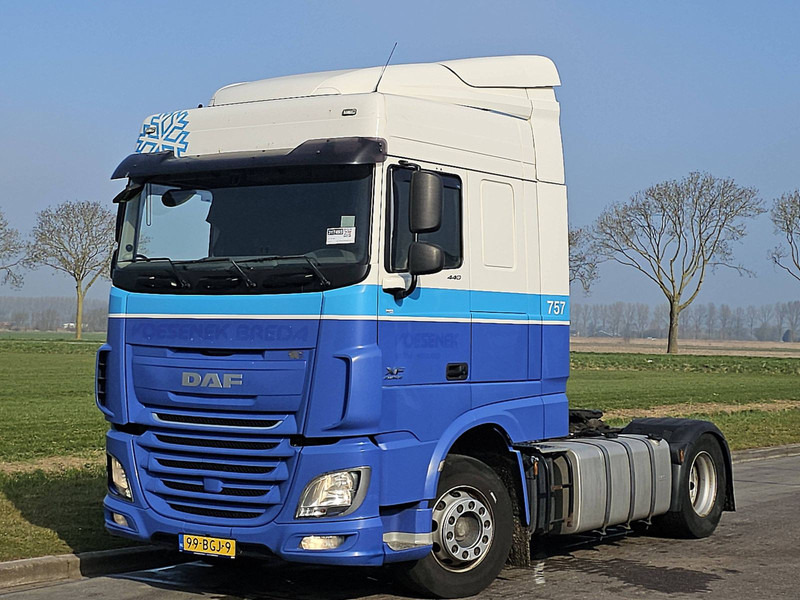 DAF XF 440 SPACECAB NL-TRUCK - Tracteur routier: photos 2 DAF XF 440 SPACECAB NL-TRUCK - Tracteur routier: photos 2