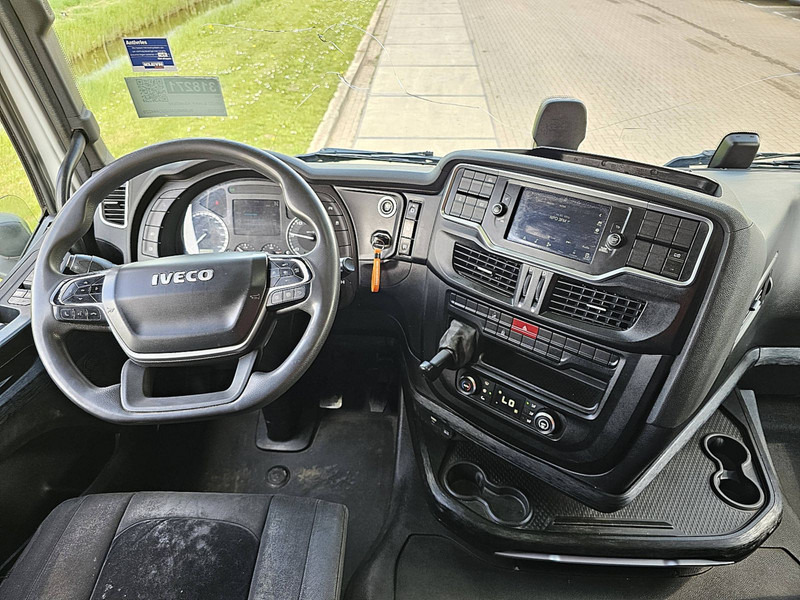 Tracteur routier Iveco S-WAY AS440S48: photos 8