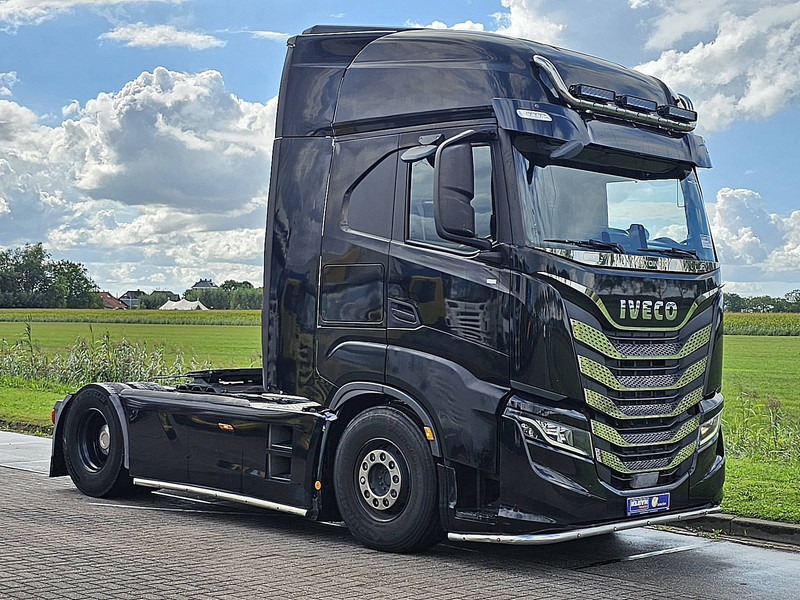 Iveco S-WAY AS440S51 2x tank,frigo - Tracteur routier: photos 5 Iveco S-WAY AS440S51 2x tank,frigo - Tracteur routier: photos 5