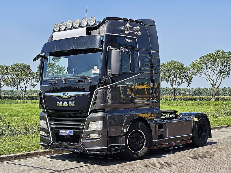MAN 18.500 TGX XXL FULL OPTIONS - Tracteur routier: photos 2 MAN 18.500 TGX XXL FULL OPTIONS - Tracteur routier: photos 2