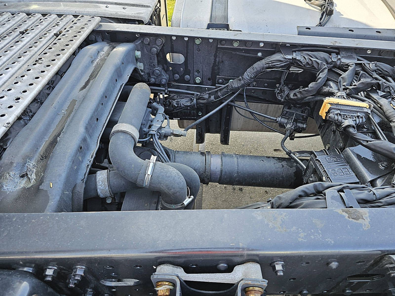 Tracteur routier MAN 18.510 TGX GX XXL INTARDER LED: photos 16 Tracteur routier MAN 18.510 TGX GX XXL INTARDER LED: photos 16