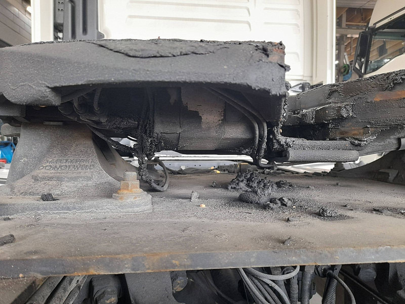 Tracteur routier MAN 18.510 TGX GX XXL INTARDER LED: photos 15 Tracteur routier MAN 18.510 TGX GX XXL INTARDER LED: photos 15