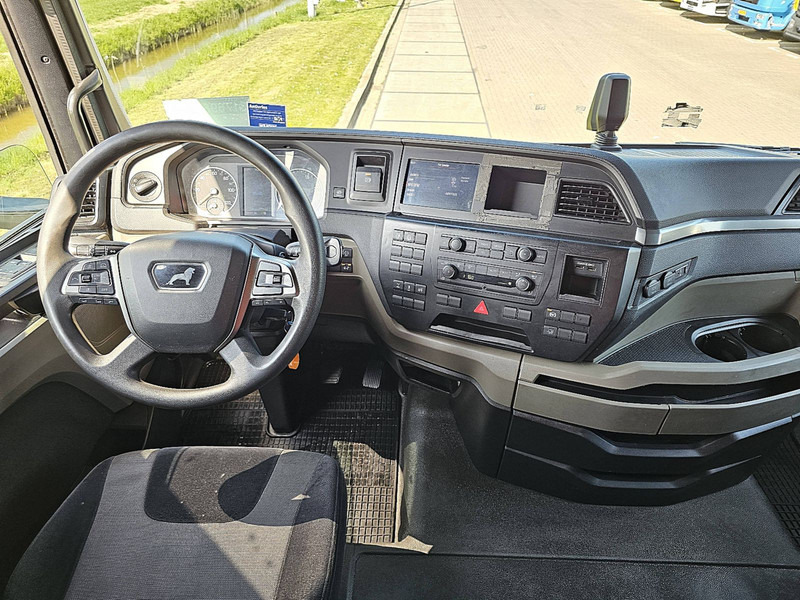 Photo d'intérieur 1: Tracteur routier MAN 18.510 TGX GX XXL INTARDER LED Photo d'intérieur 1: Tracteur routier MAN 18.510 TGX GX XXL INTARDER LED