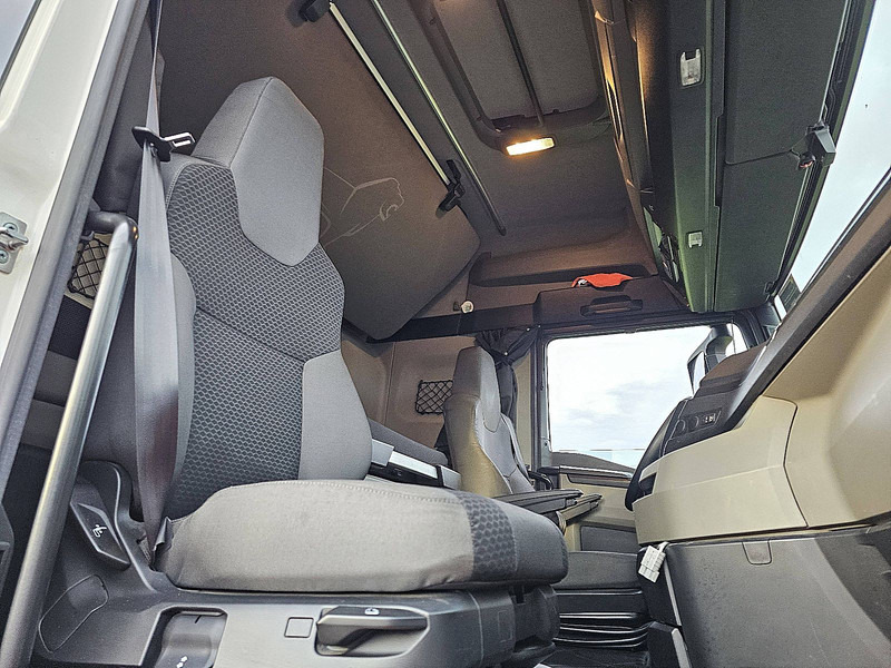 Tracteur routier MAN 26.470 TGX TG3 GM 6X2/2 BL: photos 7