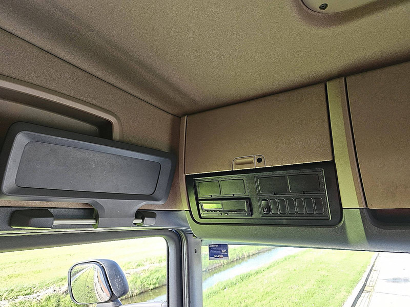 Tracteur routier Scania G410 HIGHLINE NL-TRUCK: photos 10 Tracteur routier Scania G410 HIGHLINE NL-TRUCK: photos 10