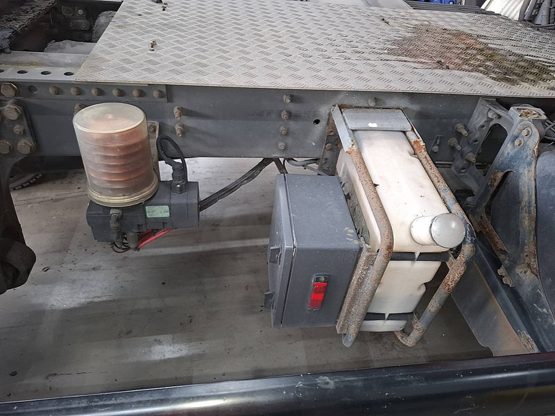 Tracteur routier Scania G410 HIGHLINE NL-TRUCK: photos 15 Tracteur routier Scania G410 HIGHLINE NL-TRUCK: photos 15