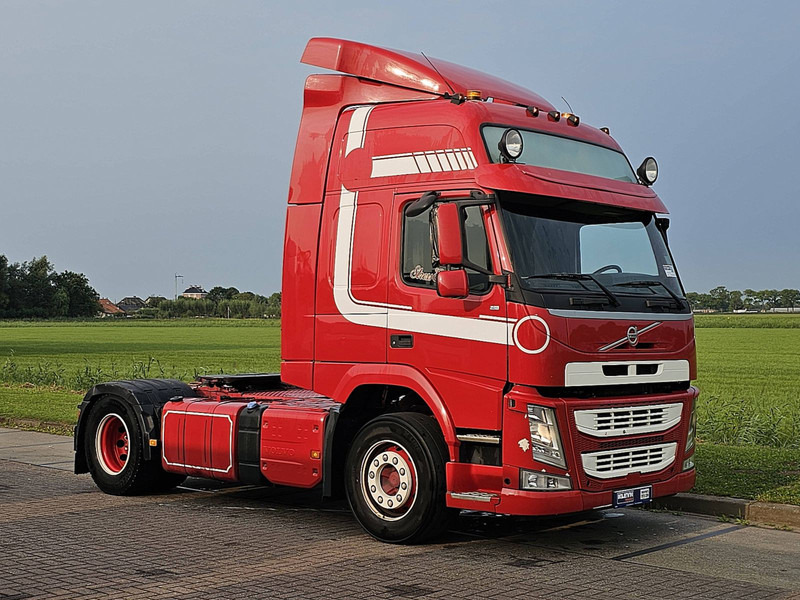 Volvo FM 370 GLOBETROTTER XL - Tracteur routier: photos 5 Volvo FM 370 GLOBETROTTER XL - Tracteur routier: photos 5
