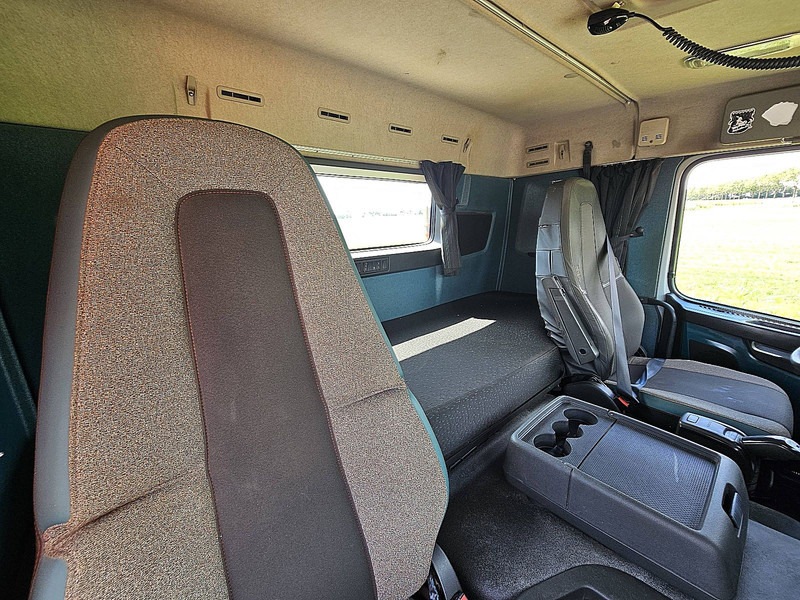 Tracteur routier Volvo FM 460 13LTR 6X2 STEERED: photos 12 Tracteur routier Volvo FM 460 13LTR 6X2 STEERED: photos 12