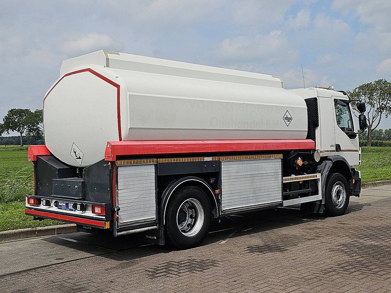 Volvo FE 260.18 - Camion citerne: photos 3 Volvo FE 260.18 - Camion citerne: photos 3