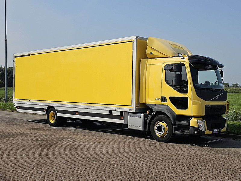 Volvo FL 250.12 AIRCO 6 CYL. - Camion fourgon: photos 5 Volvo FL 250.12 AIRCO 6 CYL. - Camion fourgon: photos 5