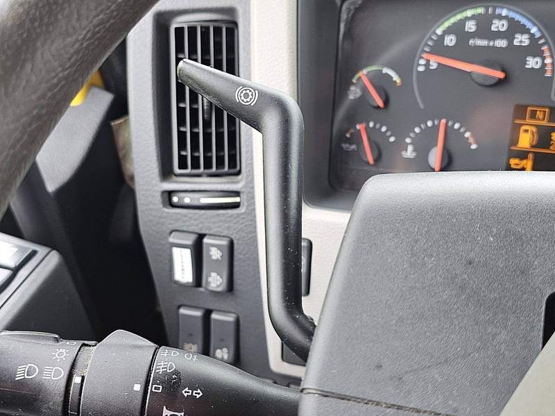 Camion fourgon Volvo FL 250.12 AIRCO SIDE DOORS: photos 10
