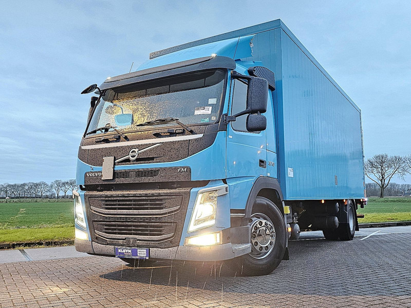 Volvo FM 370 19.5T 2.5T LIFT AIRC - Camion fourgon: photos 1 Volvo FM 370 19.5T 2.5T LIFT AIRC - Camion fourgon: photos 1