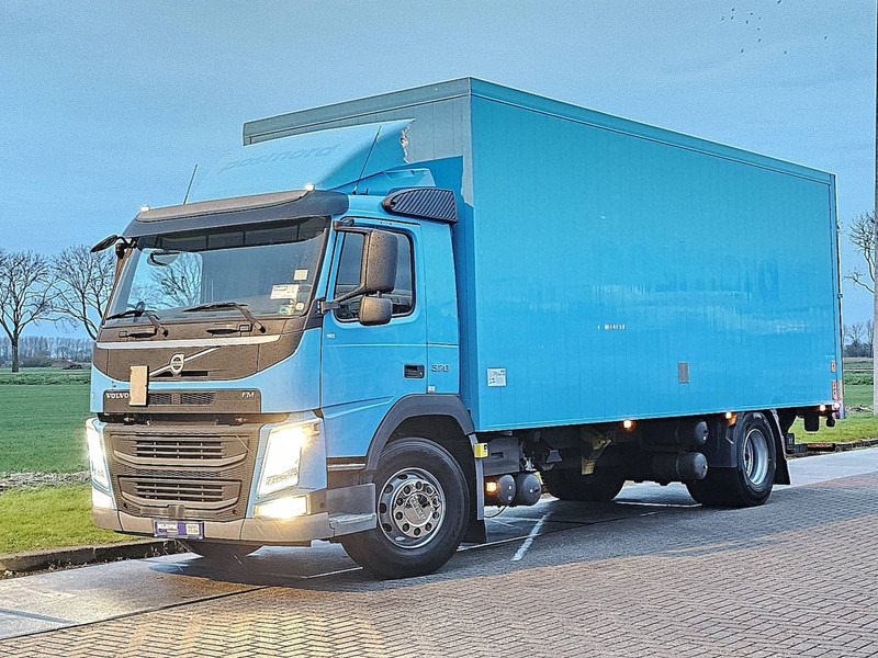Volvo FM 370 19.5T 2.5T LIFT AIRC - Camion fourgon: photos 2 Volvo FM 370 19.5T 2.5T LIFT AIRC - Camion fourgon: photos 2