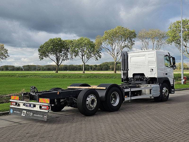 Volvo FM 420 retarder, 6x2*4 - Châssis cabine: photos 3 Volvo FM 420 retarder, 6x2*4 - Châssis cabine: photos 3