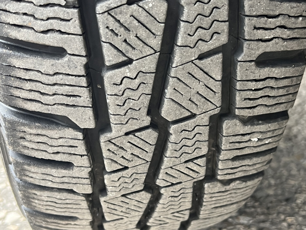 Iveco Daily 35C18 3.0 Euro4 Tempomat 4,15m Koffer+ LBW - Fourgon grand volume: photos 3 Iveco Daily 35C18 3.0 Euro4 Tempomat 4,15m Koffer+ LBW - Fourgon grand volume: photos 3