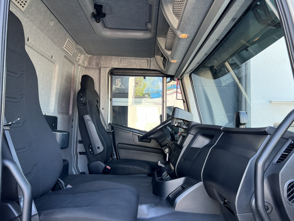 Iveco Stralis AD190S31 Klima ACC Carrier Supra 1050 - Camion frigorifique: photos 2 Iveco Stralis AD190S31 Klima ACC Carrier Supra 1050 - Camion frigorifique: photos 2