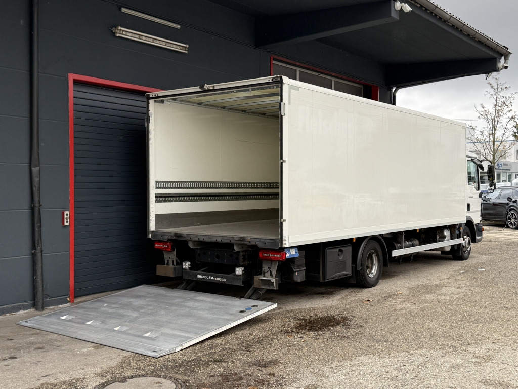 MAN TGL 12.220 Klimaautom. Kamera NAVI 7,1m Koff+LBW - Camion fourgon: photos 5 MAN TGL 12.220 Klimaautom. Kamera NAVI 7,1m Koff+LBW - Camion fourgon: photos 5