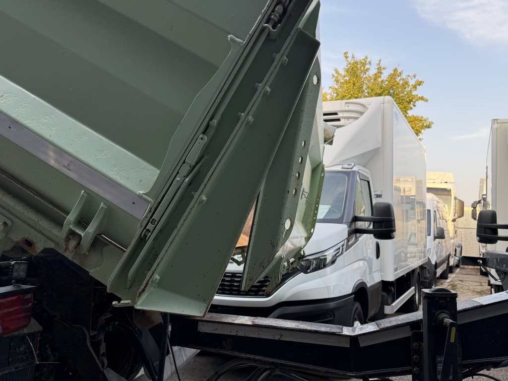 MAN TGS 26.500 6x4 12m³ Kipper Retarder NAVI 1.Hand - Camion benne: photos 2 MAN TGS 26.500 6x4 12m³ Kipper Retarder NAVI 1.Hand - Camion benne: photos 2