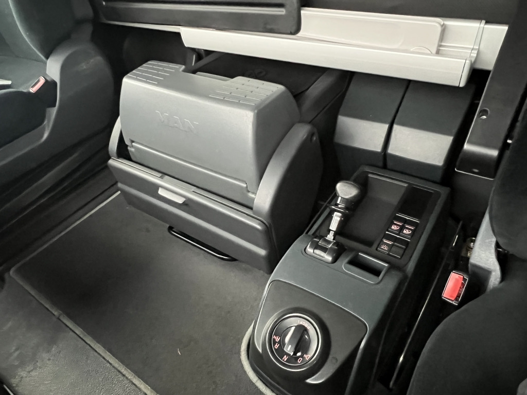 MAN TGX 26.440 Retarder Standklima LBW MitsubisTU100 - Camion frigorifique: photos 5 MAN TGX 26.440 Retarder Standklima LBW MitsubisTU100 - Camion frigorifique: photos 5