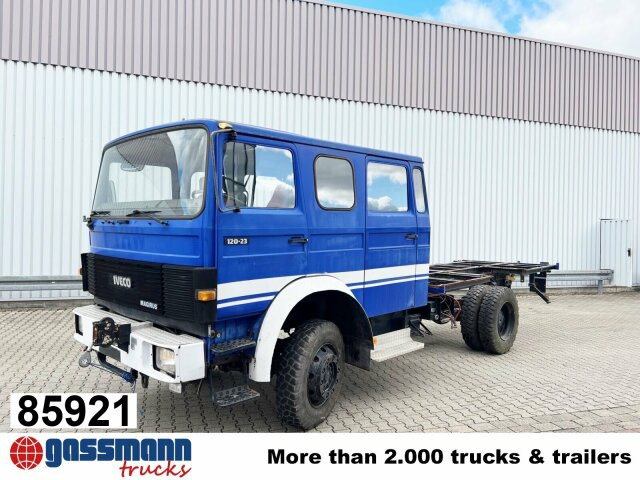 Iveco 120-23 AW 4x4 Doka, V8-Motor, Seilwinde - Châssis cabine: photos 1 Iveco 120-23 AW 4x4 Doka, V8-Motor, Seilwinde - Châssis cabine: photos 1