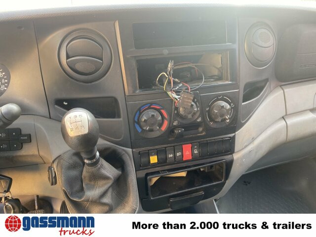 Utilitaire double cabine Iveco Daily 35S12 2,3 HPI 4x2, 8 Sitzplätze: photos 11
