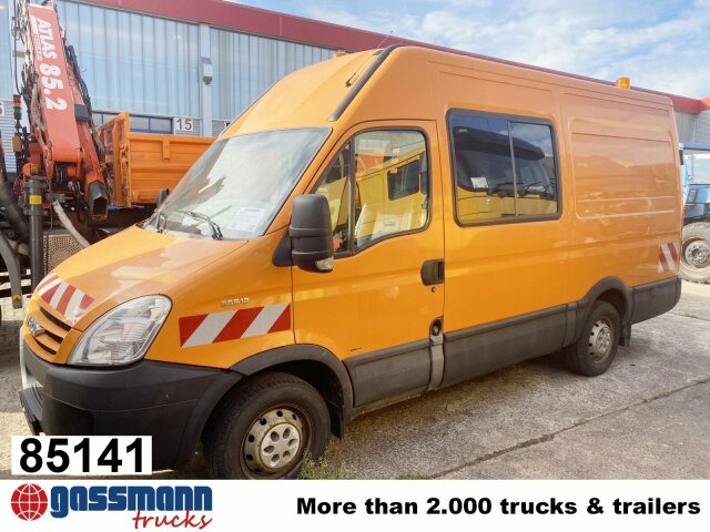 Iveco Daily 35S12 2,3 HPI 4x2, 8 Sitzplätze - Utilitaire double cabine: photos 1 Iveco Daily 35S12 2,3 HPI 4x2, 8 Sitzplätze - Utilitaire double cabine: photos 1