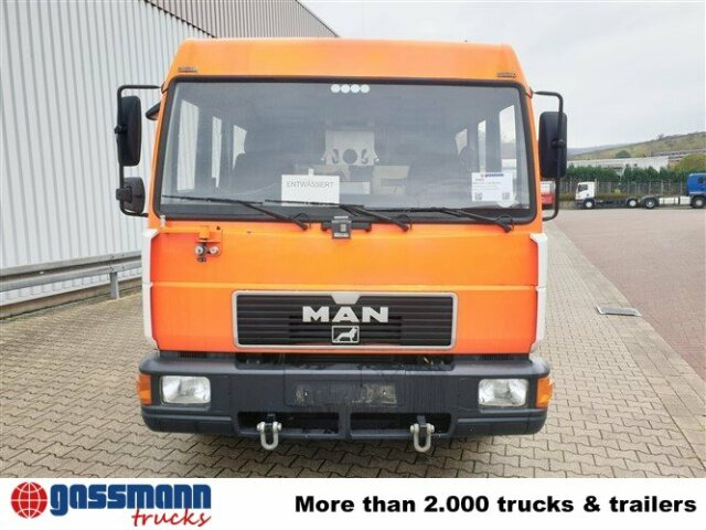 Camion de pompier MAN 10.224 LC 4x2 BB Doka, TLF 16/12, 6-Zylinder: photos 13