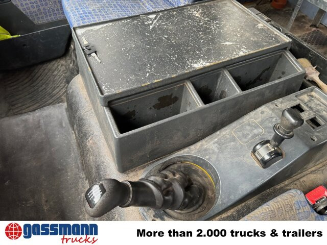 MAN LE 8.180 4X2 BB Doka, 2x AHK - Camion benne: photos 3 MAN LE 8.180 4X2 BB Doka, 2x AHK - Camion benne: photos 3