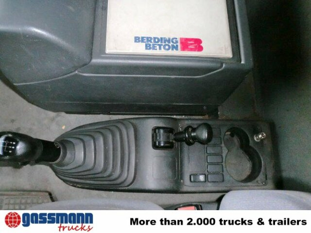 MAN TGA 18.360 4x2, Baustoff, Kran ATLAS 125.1 - Camion plateau, Camion grue: photos 2 MAN TGA 18.360 4x2, Baustoff, Kran ATLAS 125.1 - Camion plateau, Camion grue: photos 2