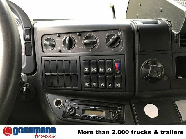 MAN TGA 26.440 6x2-2BL - Châssis cabine: photos 5 MAN TGA 26.440 6x2-2BL - Châssis cabine: photos 5