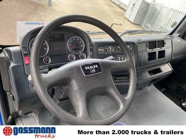 MAN TGA 35.480 8x4-4 BL, Lift-/Lenkachse - Châssis cabine: photos 5 MAN TGA 35.480 8x4-4 BL, Lift-/Lenkachse - Châssis cabine: photos 5