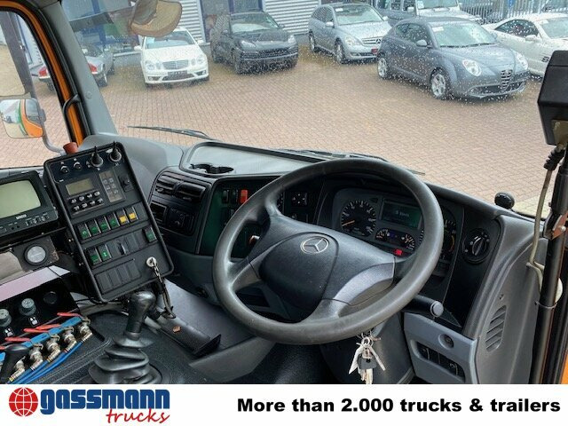 Mercedes-Benz Atego 1524 L 4x2 Kehrmaschine FAUN Viajet - Balayeuse de voirie: photos 3 Mercedes-Benz Atego 1524 L 4x2 Kehrmaschine FAUN Viajet - Balayeuse de voirie: photos 3