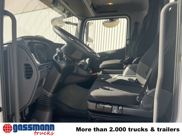 Mercedes-Benz Atego 818/23 K 4x2, 2x AHK, 5x VORHANDEN! - Châssis cabine: photos 5 Mercedes-Benz Atego 818/23 K 4x2, 2x AHK, 5x VORHANDEN! - Châssis cabine: photos 5