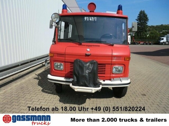 Mercedes-Benz LF 409 4x2 Löschwagen, Benziner! - Camion de pompier: photos 4 Mercedes-Benz LF 409 4x2 Löschwagen, Benziner! - Camion de pompier: photos 4