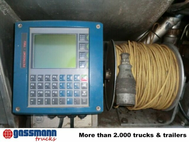 Mercedes-Benz SK 1824 L 4x2, Esterer Tankaufbau ca. 13.100l, 2 - Camion citerne: photos 4 Mercedes-Benz SK 1824 L 4x2, Esterer Tankaufbau ca. 13.100l, 2 - Camion citerne: photos 4