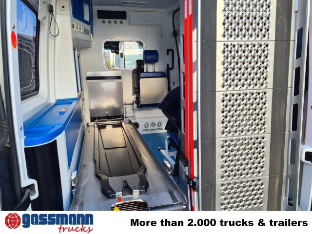 Mercedes-Benz Sprinter 313 CDI 4x2, EEV, Krankenwagen - Fourgon utilitaire: photos 4 Mercedes-Benz Sprinter 313 CDI 4x2, EEV, Krankenwagen - Fourgon utilitaire: photos 4